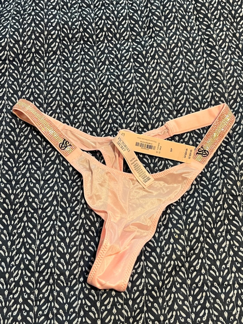 NWT Victoria's Secret “Very Sexy” Pink/ Rhinestone embellished thong/string S/P